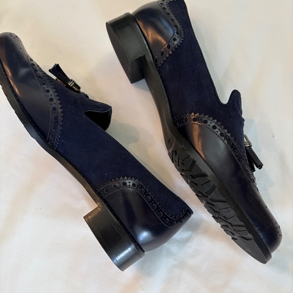 Lottie Loafer | Stuart Weitzman Stuart Weitzman navy dressy loafers size 9M
